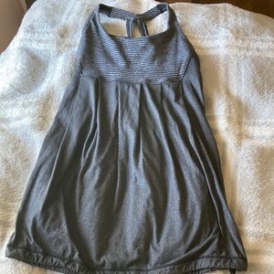 Lululemon tank top size 4